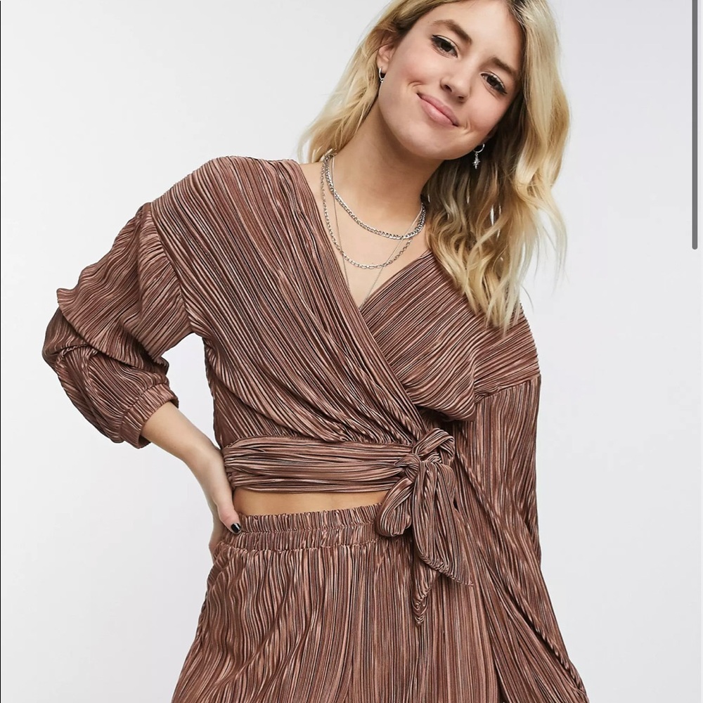 Moon River- Plisse Pink Wrap Blouse-Size S-Worn 1X-Part of Set